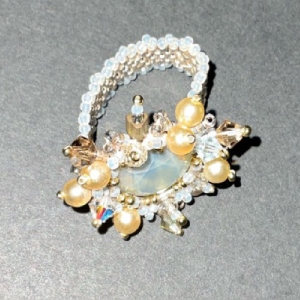 Elegant Silver and White Pearl Fabric Ring